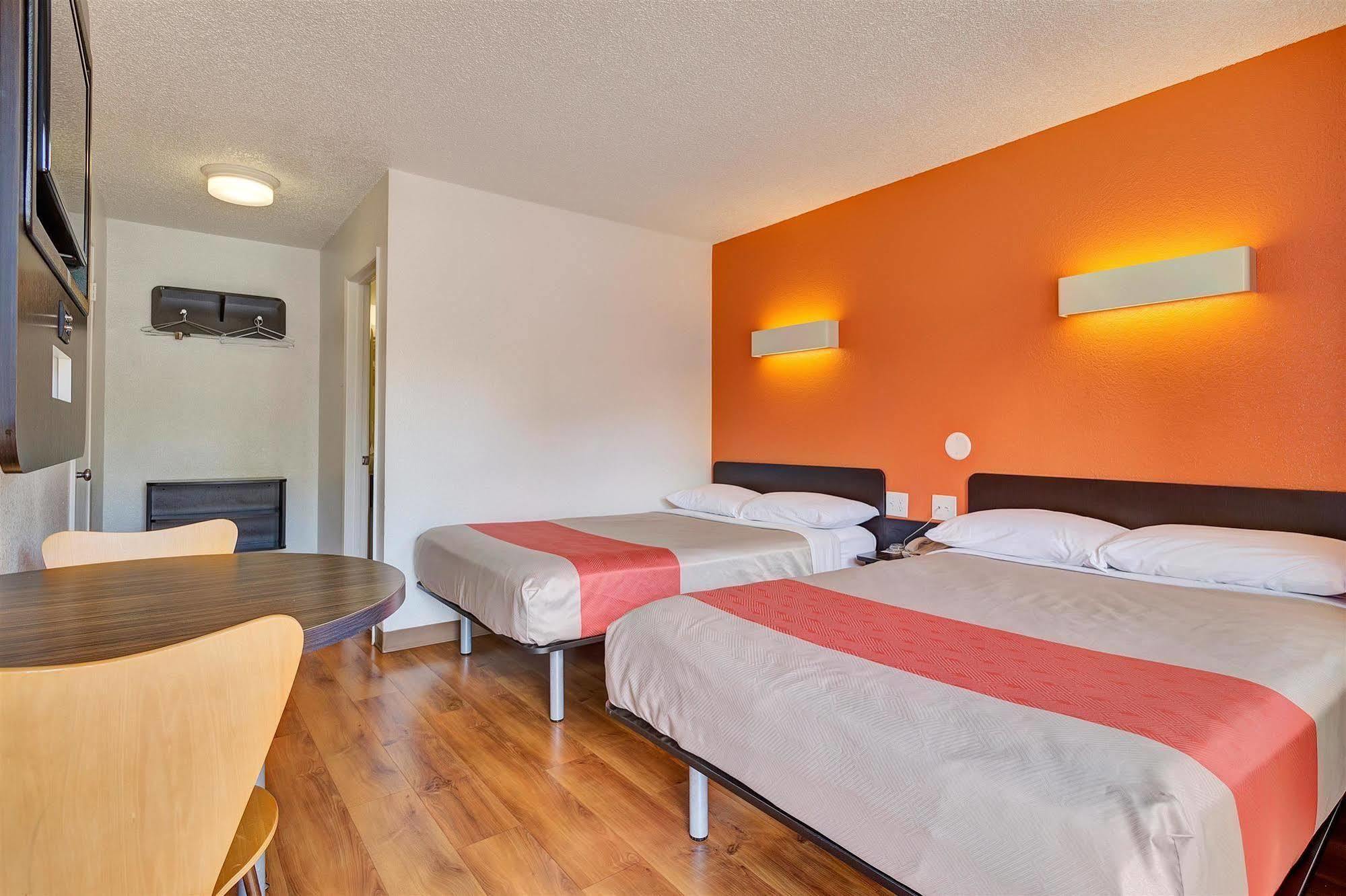 Park Inn By Radisson, Santa Rosa South Екстериор снимка